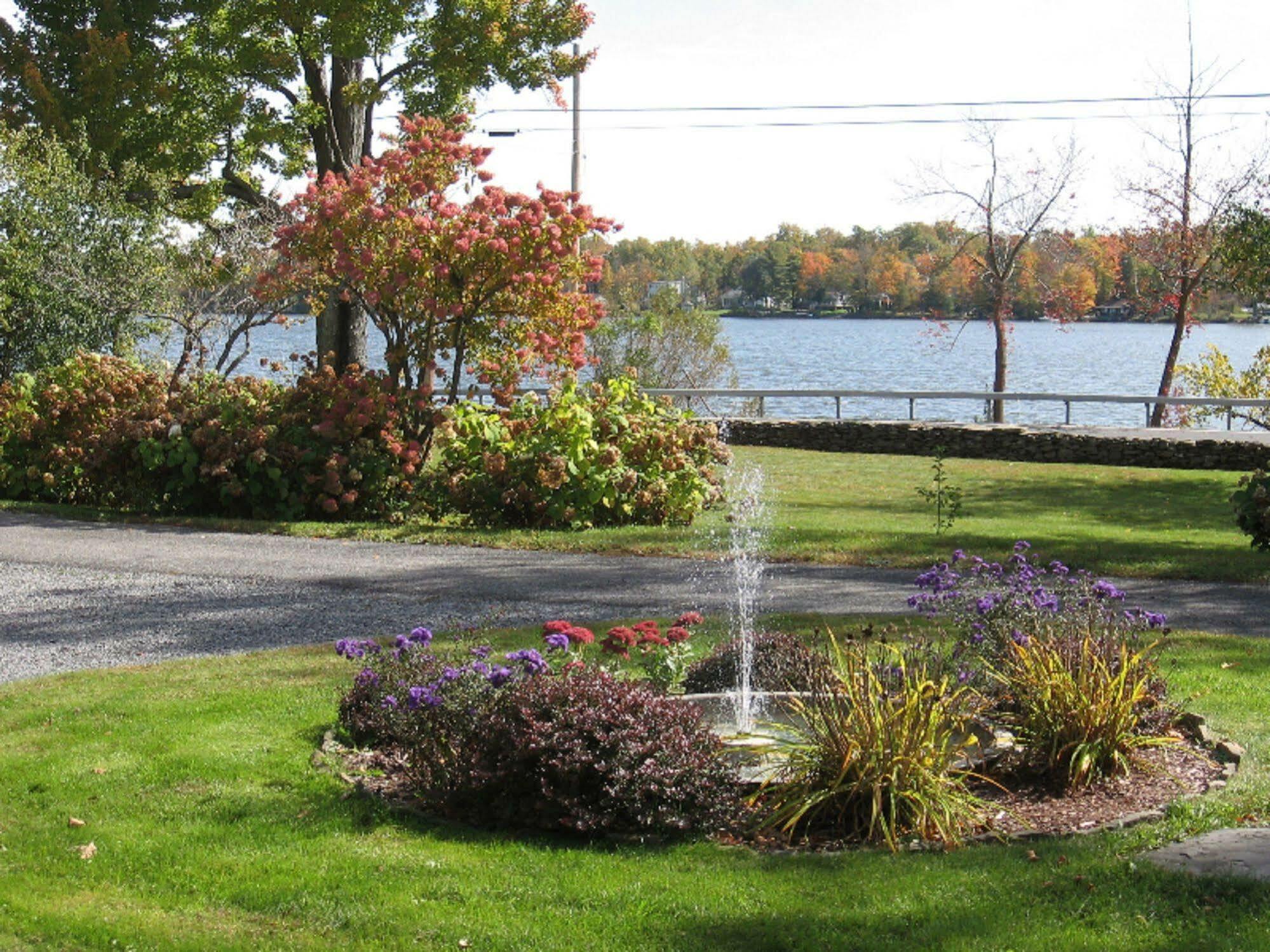 Mariaville Lake B & B Pattersonville Exterior foto